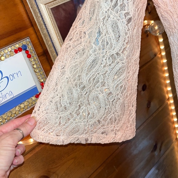 Elle Mode Pink lace cold shoulder NWT top - Picture 3 of 16